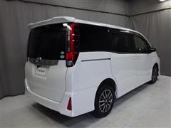 ノア Si 4WD