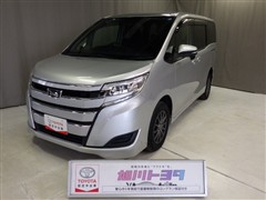 トヨタ　ノア X 4WD