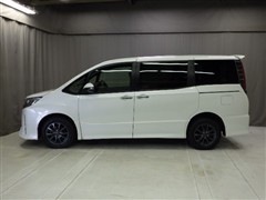 ノア Si WXB 4WD *