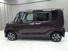 タント カスタムX 4WD