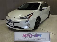 トヨタ プリウス A 4WD