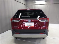 RAV4 ハイブリッドG 4WD*