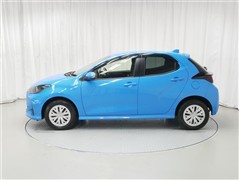 ヤリス ハイブリッド G