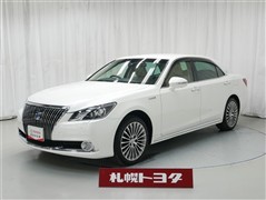 トヨタ クラウンマジェスタ HV FOUR