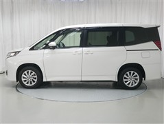 ノア ハイブリッドZ
