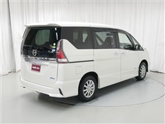 セレナ ハイウェイスター