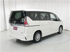 セレナ ハイウェイスター