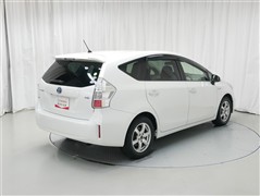 プリウスアルファ Gチューンブラック