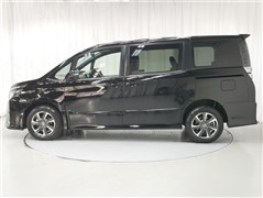 ヴォクシー ZS