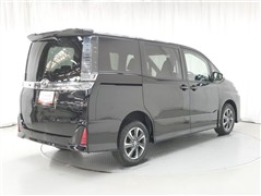 ヴォクシー ZS