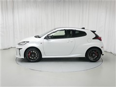 GRヤリス RZハイパフォーマンス