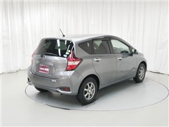 ノート Eパワー X FOUR Vセレ