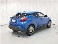 C-HRハイブリッド G