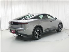 クラウン クロスオーバー Gアドバ