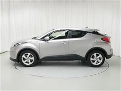 C-HRハイブリッド S