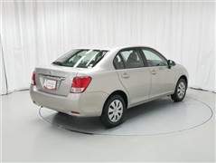 カローラアクシオ X