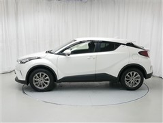 C-HR S-T LEDパッケージ