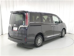 エスクァイアGIプレミアムPブラック