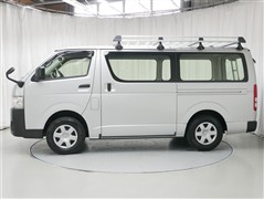 ハイエースV DX 3ニンノリ