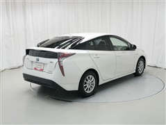 プリウス S セーフティプラス