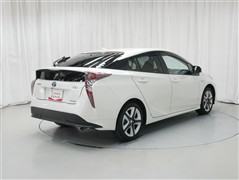 プリウス A ツーリングセレクション