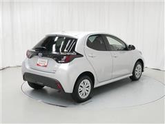 ヤリス ハイブリッド X