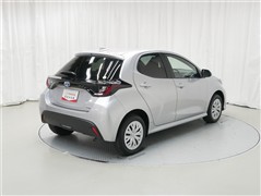 ヤリス ハイブリッド G