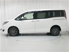 エスクァイア XI