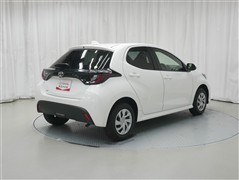 ヤリス X