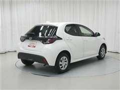 ヤリス X