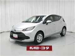 トヨタ アクア X