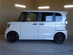 N-BOX カスタム L ターボ