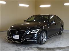 トヨタ クラウン RS アドバンス (FR)