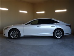 LS500h エグゼクティブ