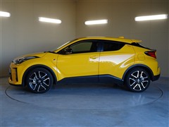 C-HR S GRスポーツ