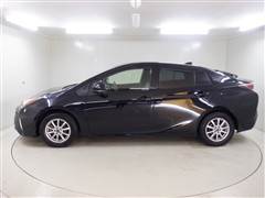 プリウス S セーフティプラス