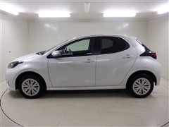 ヤリス ハイブリッド G