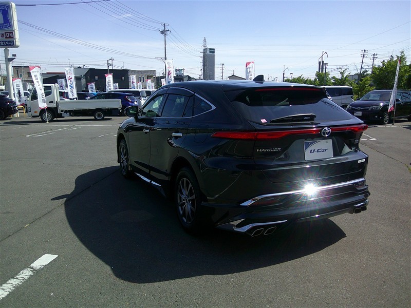 ハリアーhv Z レザーパッケージ（021017190849）の中古車 | トヨタ認定