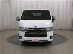ハイエースV S-GLダークP2 4W