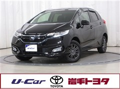 ホンダ フィット HV F 4WD