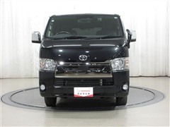 ハイエースV S-GLダークP2 4W