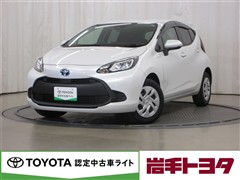 トヨタ アクア X 4WD