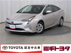 トヨタ プリウスS セーフティプラス 4WD
