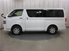 ハイエースV S-GLダークP2 4W