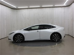 プリウスPHEV Z