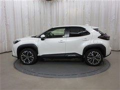 ヤリスクロスHV Z