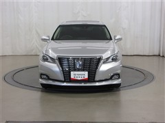 クラウンHV ロイヤルサルーンFour