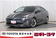 トヨタ プリウス Aツーリング 4WD