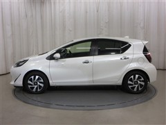 アクア S スタイルブラック