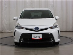 プリウスアルファ S